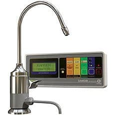 LeveLuk SD501U under-sink system with wall-mounted panel